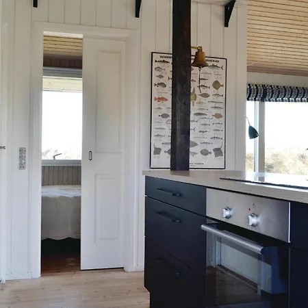 4 Bedroom Stunning In Hvide Sande Bjerregård