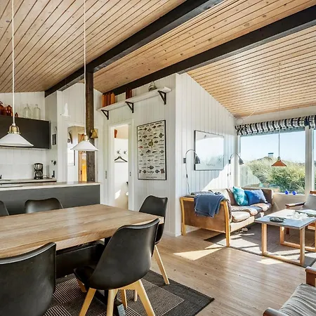 Prázdninový dům 4 Bedroom Stunning In Hvide Sande *