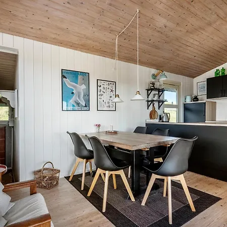 Prázdninový dům 4 Bedroom Stunning In Hvide Sande *