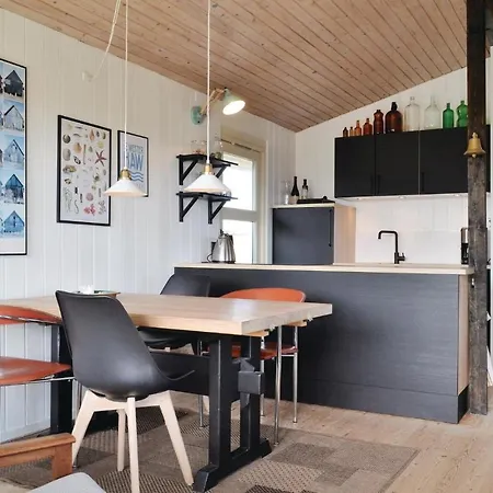 4 Bedroom Stunning In Hvide Sande * Bjerregård